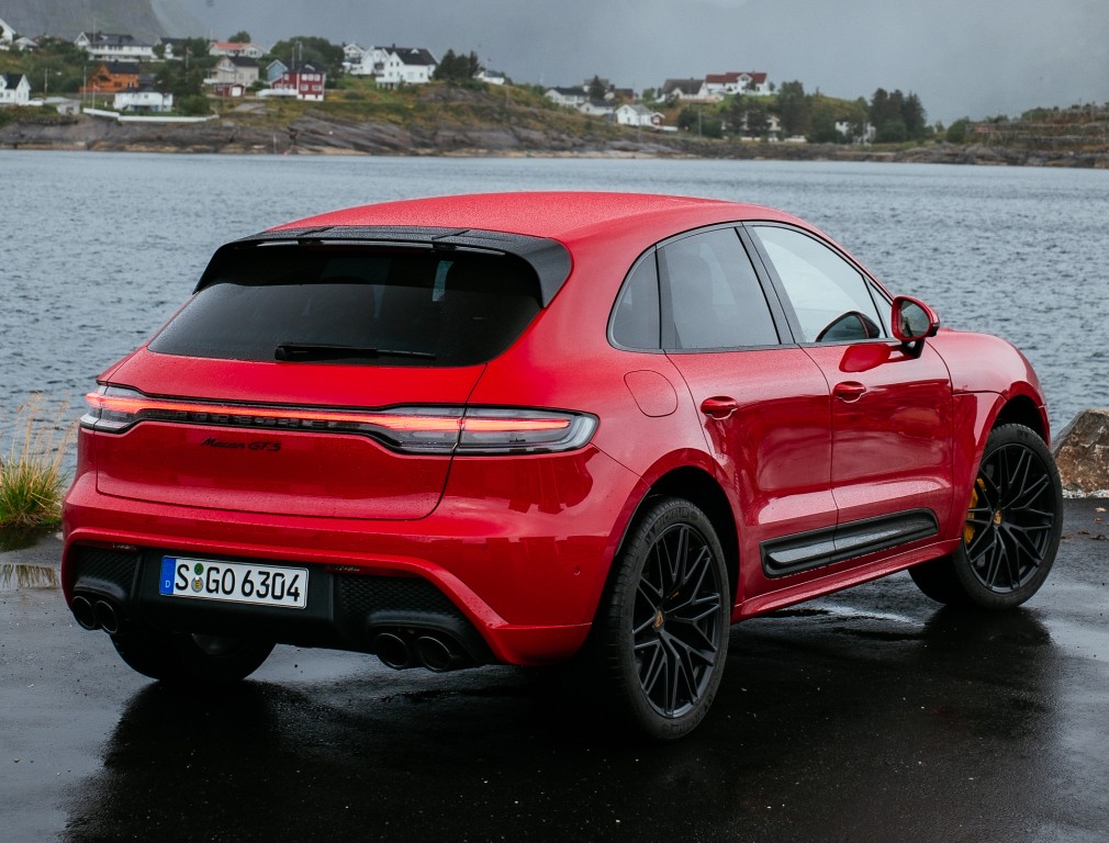 Porsche Macan Gts photo 37