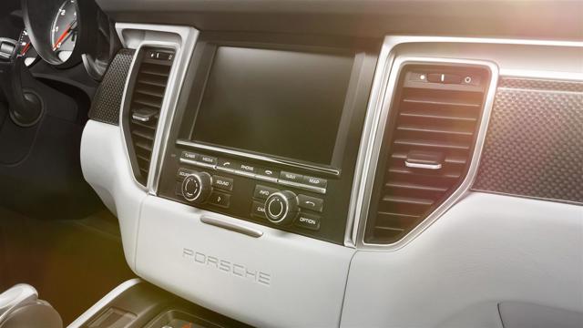Porsche Macan S Diesel photo 23