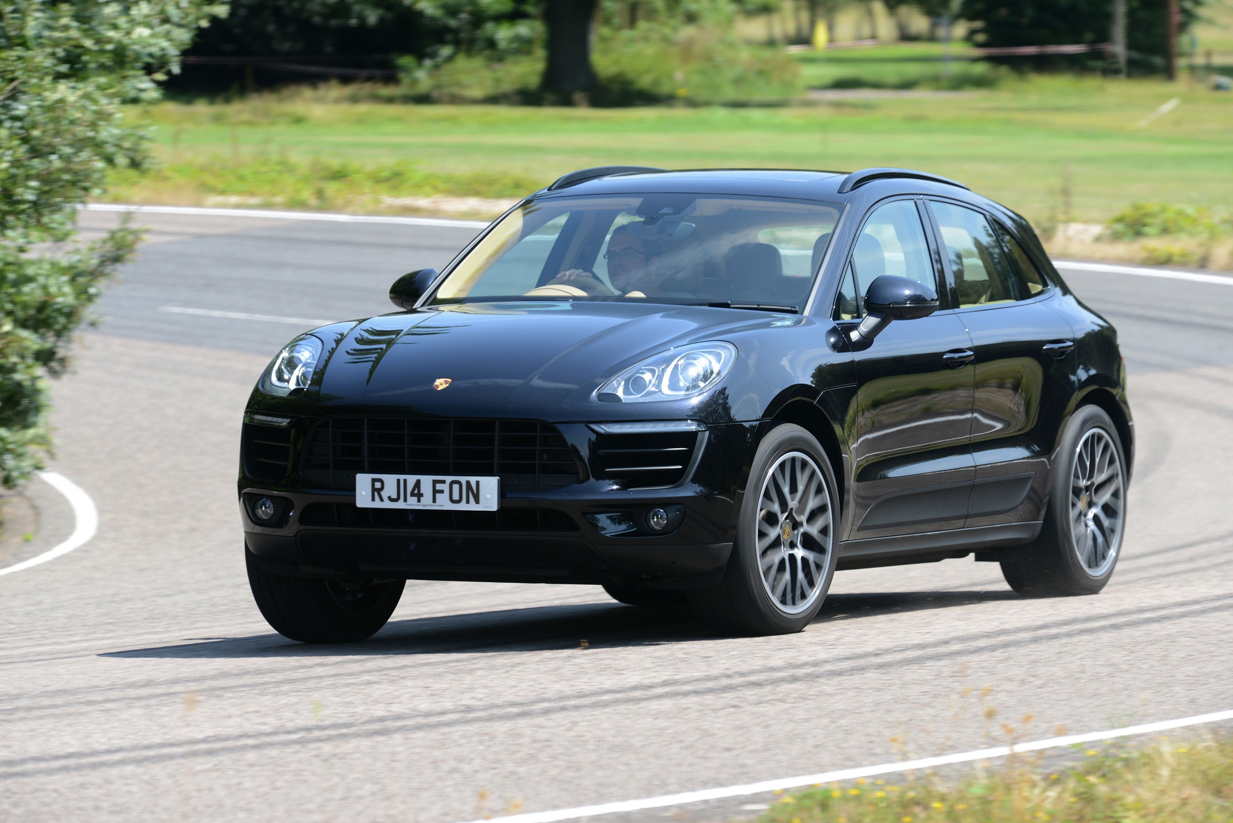 Porsche Macan S photo 31