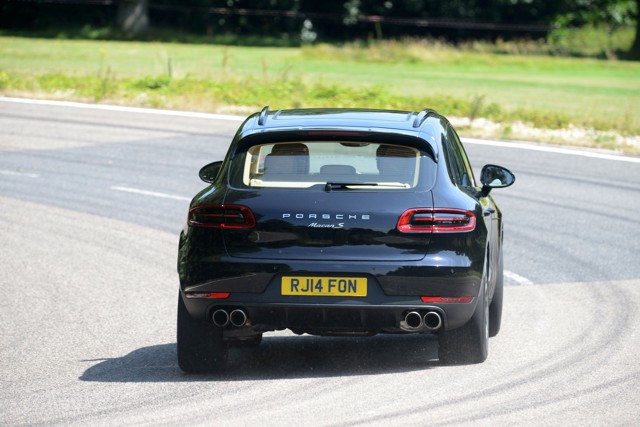 Porsche Macan S photo 32