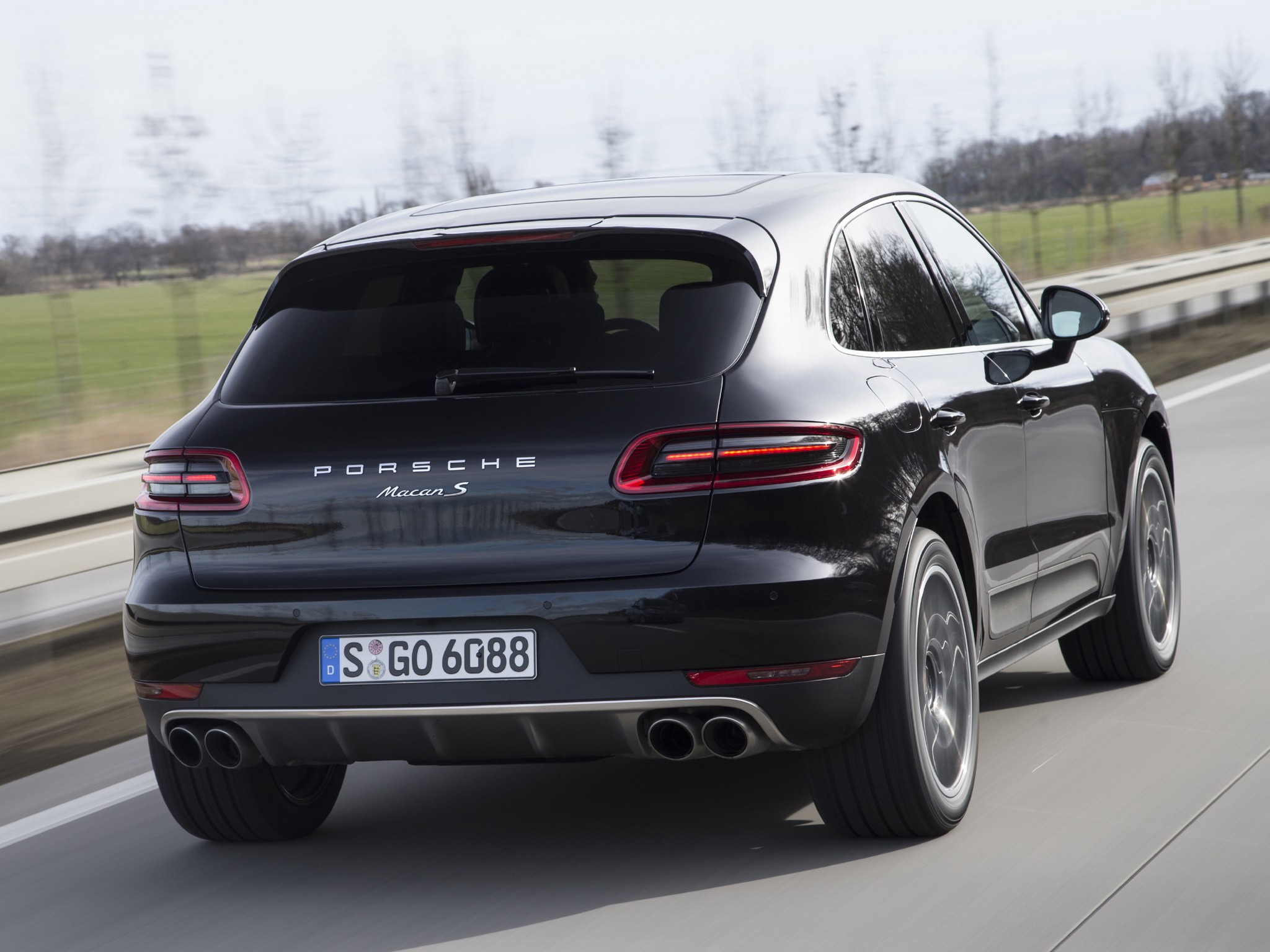 Porsche Macan S photo 50