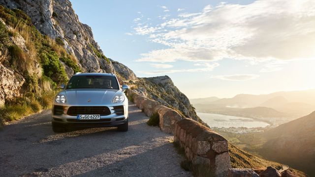 Porsche Macan S photo 6