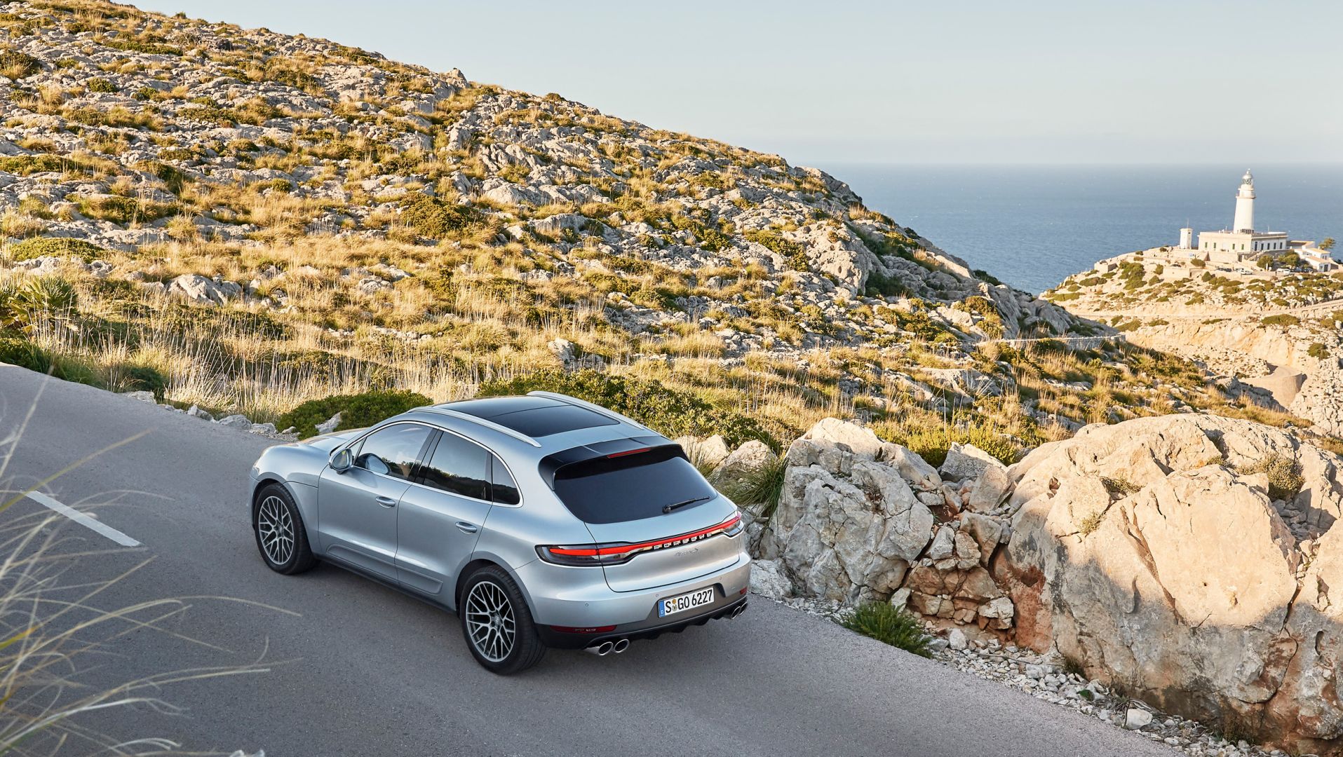 Porsche Macan S photo 7