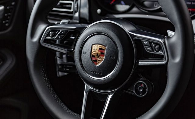 Porsche Macan S photo 57