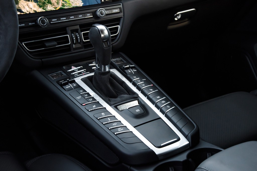 Porsche Macan S photo 42