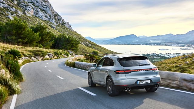 PORSCHE Macan S