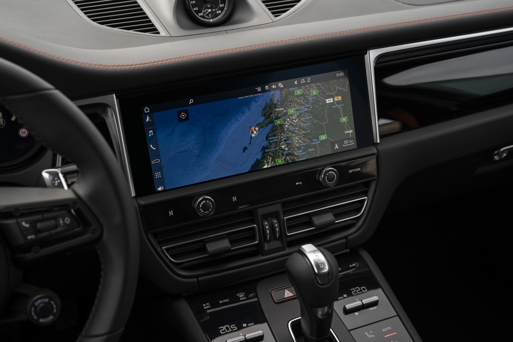 Porsche Macan S photo 29