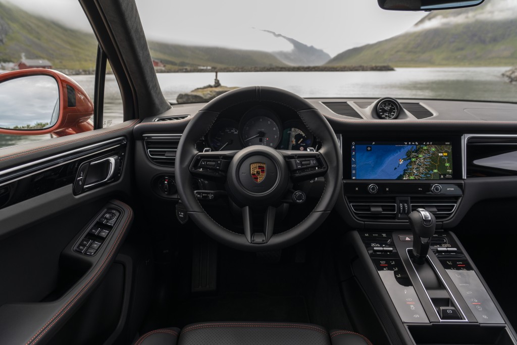 Porsche Macan S photo 35