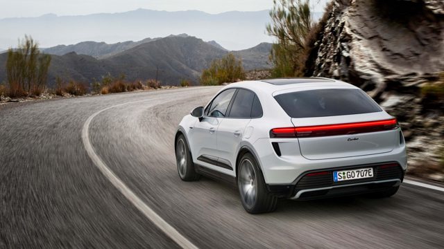 Porsche Macan Turbo Electric Foto 10