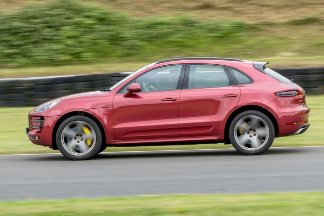 Porsche Macan Turbo foto 16