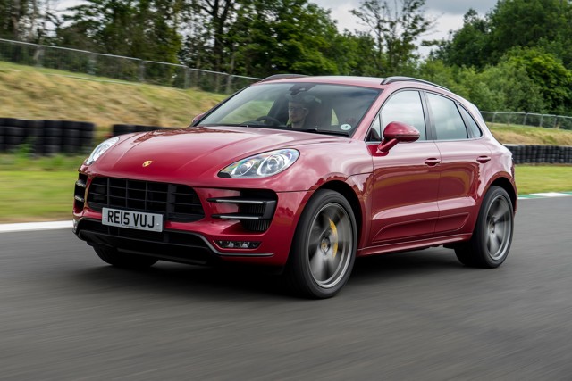 Porsche Macan Turbo foto 18