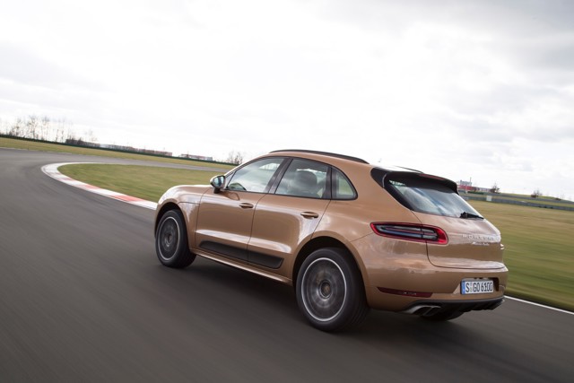 Porsche Macan Turbo foto 44