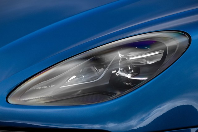 Porsche Macan Turbo foto 5