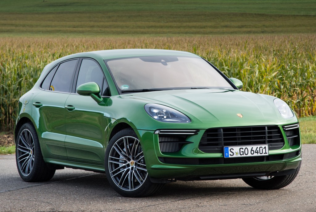 Porsche Macan Turbo photo 7
