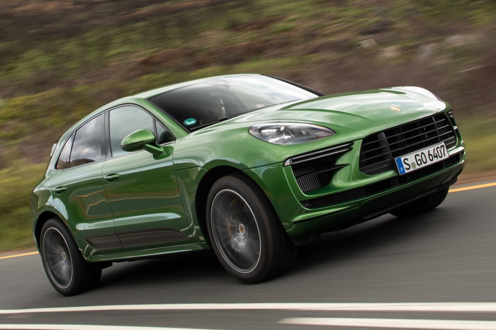 Porsche Macan Turbo photo 14