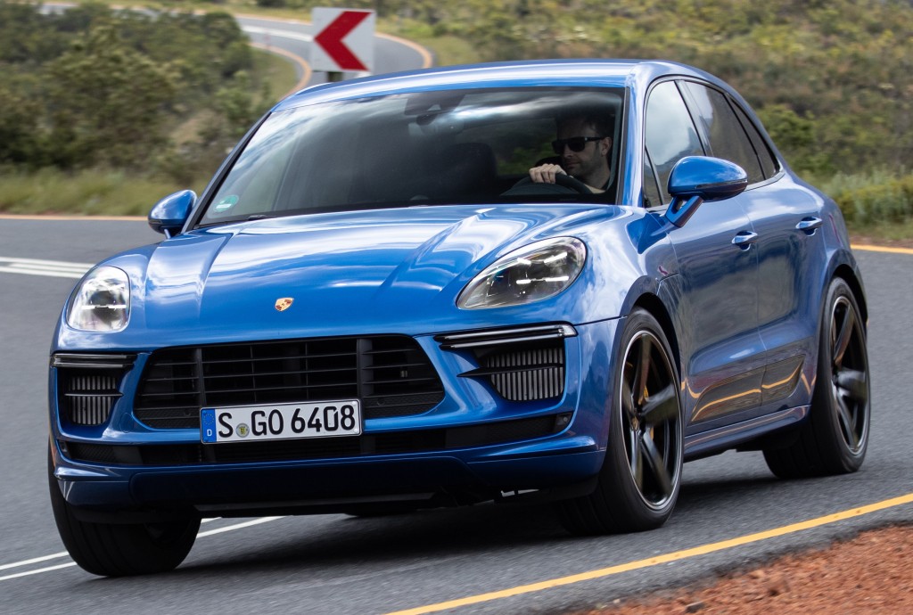 Porsche Macan Turbo photo 25