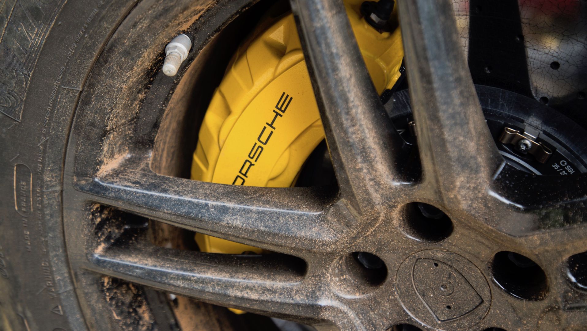 Porsche Macan photo 17