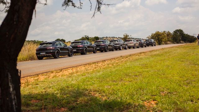 Porsche Macan photo 18