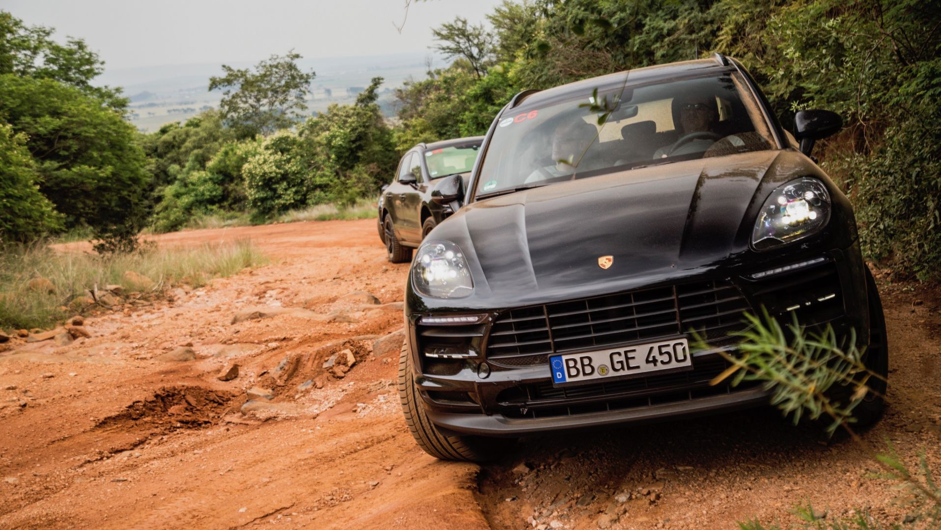 Porsche Macan photo 19