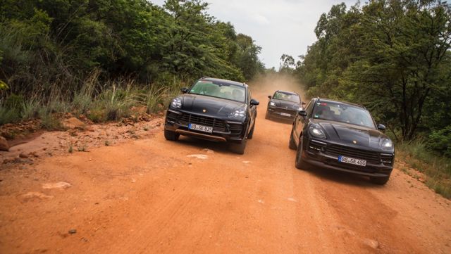 Porsche Macan photo 21