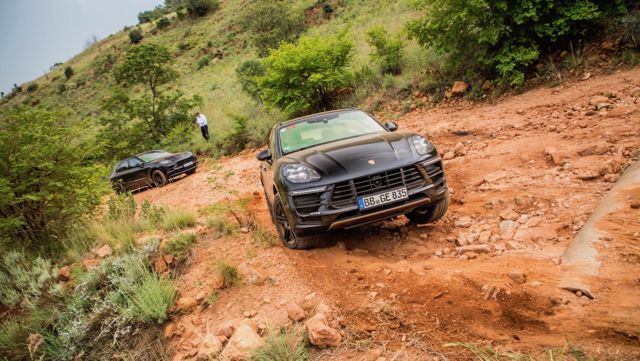 Porsche Macan photo 23