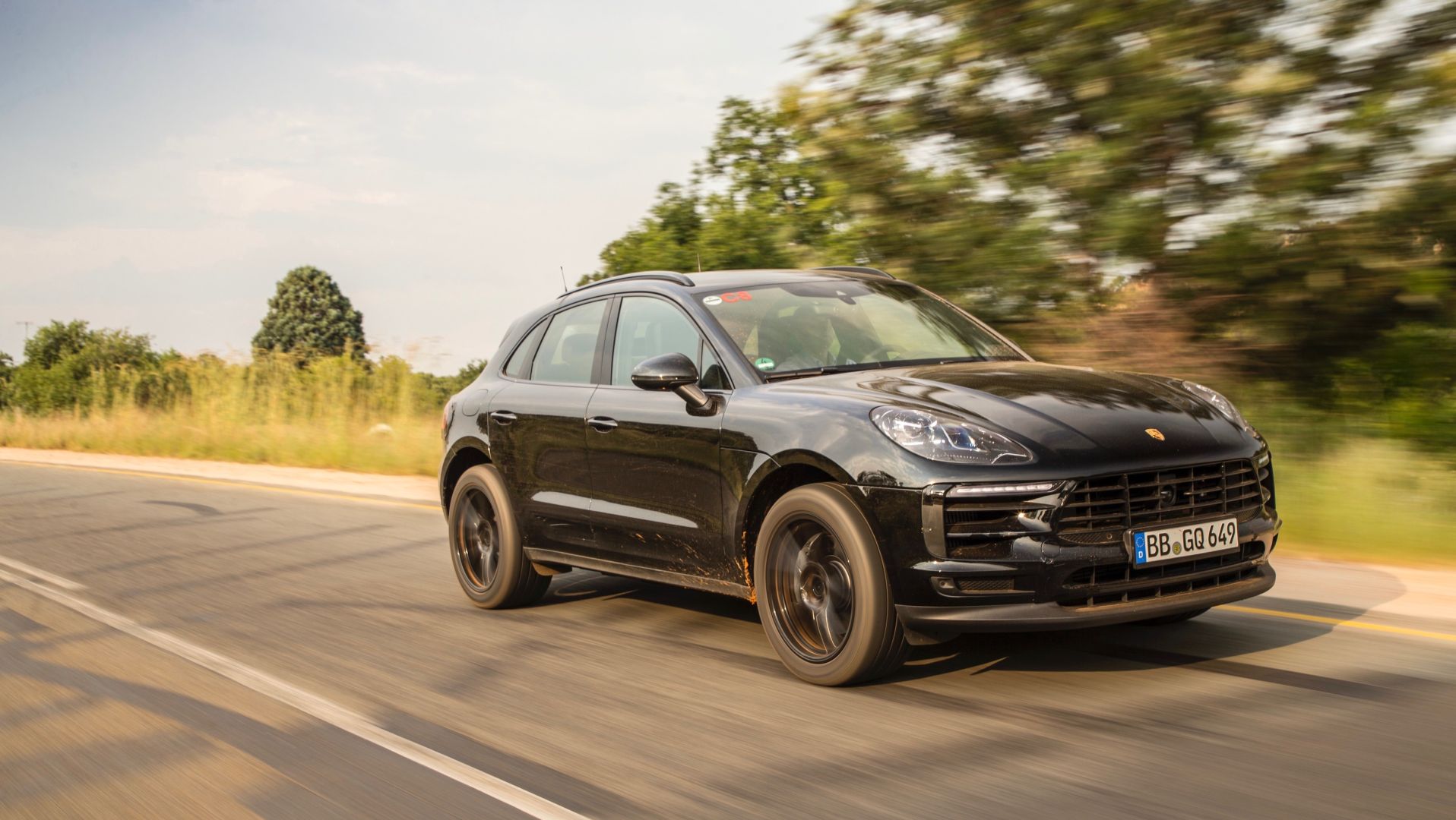Porsche Macan photo 3