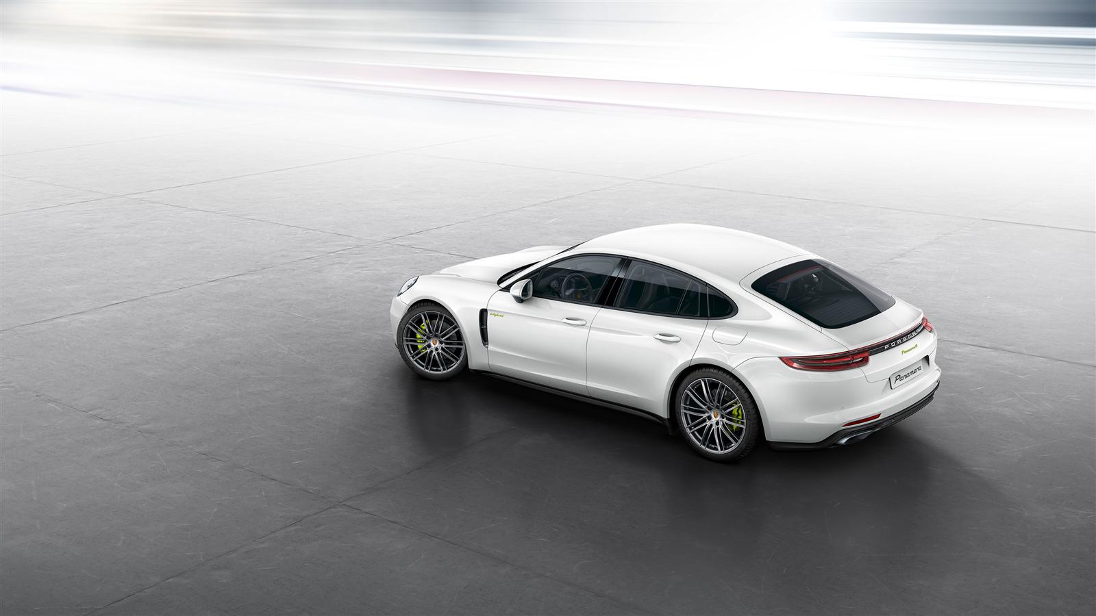 Porsche Panamera 4 E-Hybrid photo 7