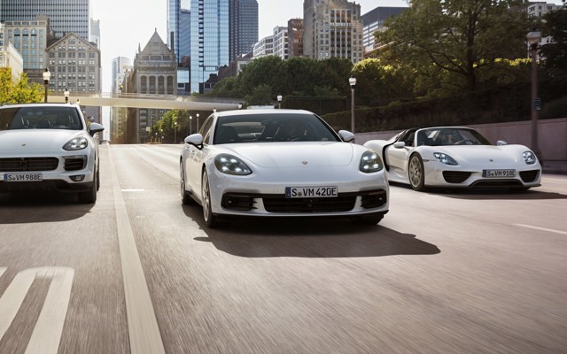 Porsche Panamera 4 E-Hybrid photo 19
