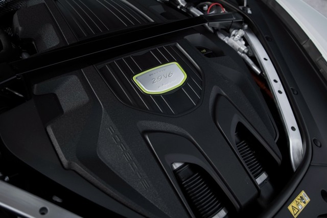 Porsche Panamera 4 E-Hybrid photo 69