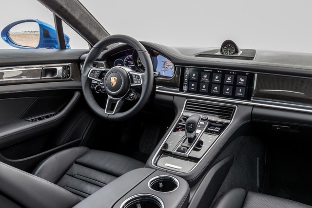 Porsche Panamera 4 E-Hybrid photo 71