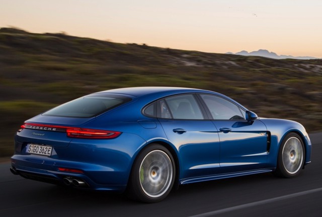 Porsche Panamera 4 E-Hybrid photo 25