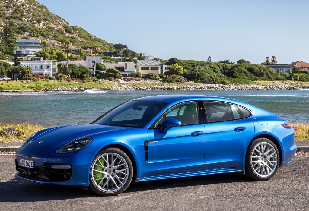 Porsche Panamera 4 E-Hybrid photo 27