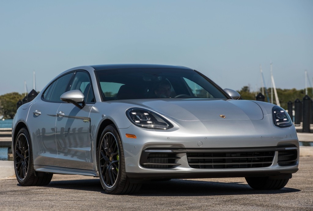 Porsche Panamera 4 E-Hybrid photo 45