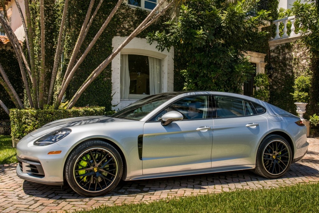 Porsche Panamera 4 E-Hybrid photo 52