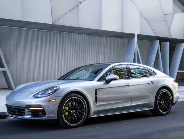Porsche Panamera 4 E-Hybrid photo 54