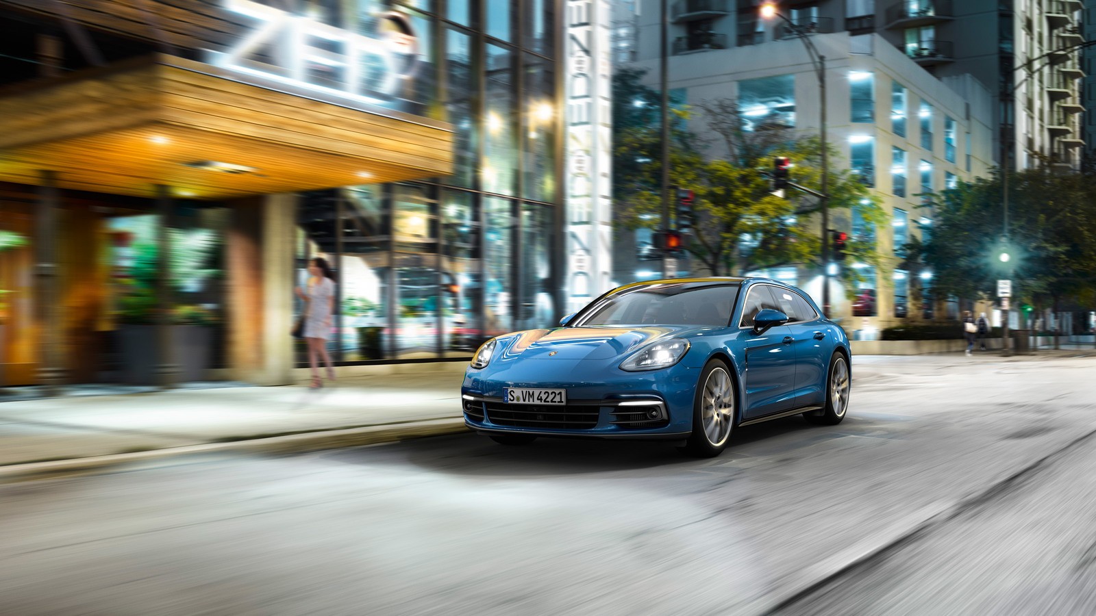 Porsche Panamera 4 Sport Turismo photo 3