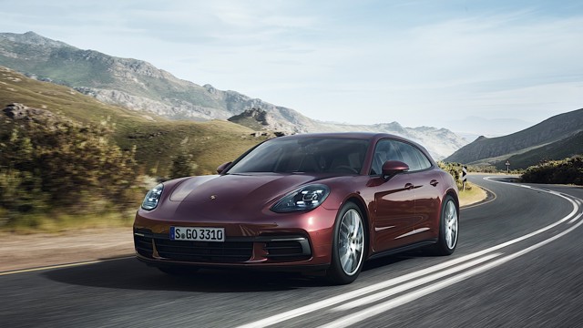 Porsche Panamera 4 Sport Turismo photo 4