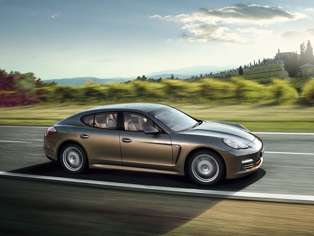 Porsche Panamera 4 Foto 14