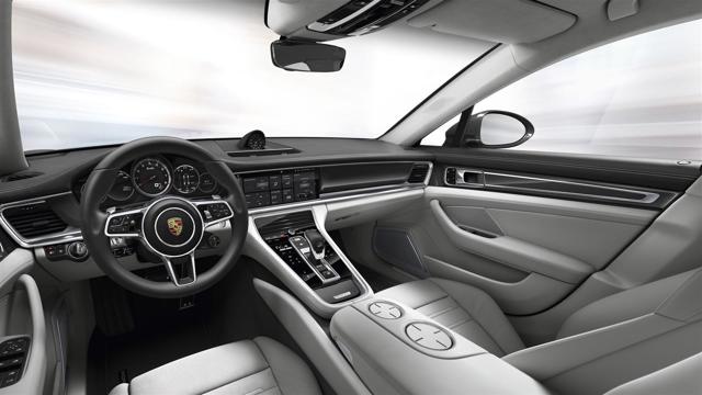 Porsche Panamera 4 Foto 9