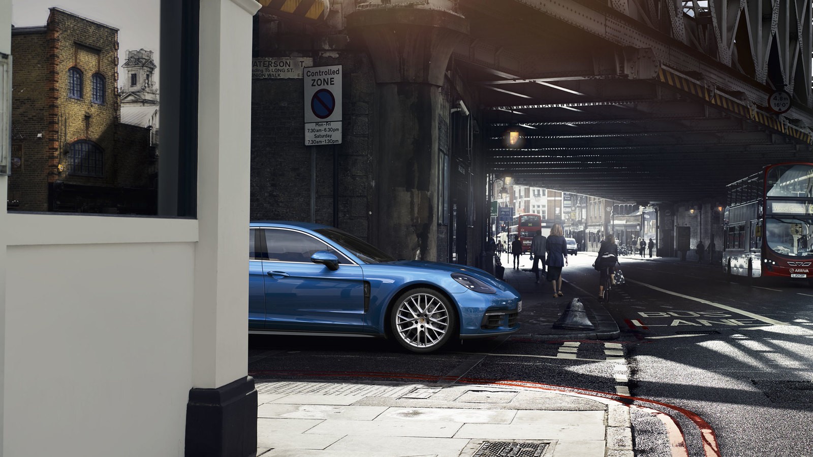 Porsche Panamera 4 photo 4