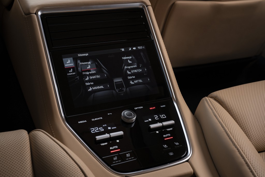 Porsche Panamera 4 photo 17