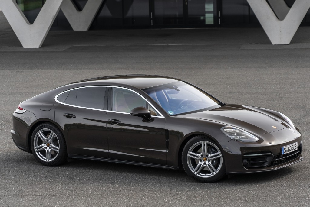 Porsche Panamera 4 photo 6