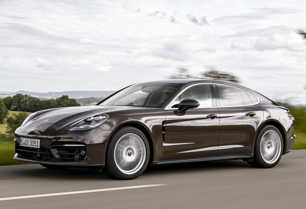 Porsche Panamera 4 photo 12