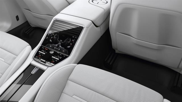 Porsche Panamera 4S Diesel Foto 4