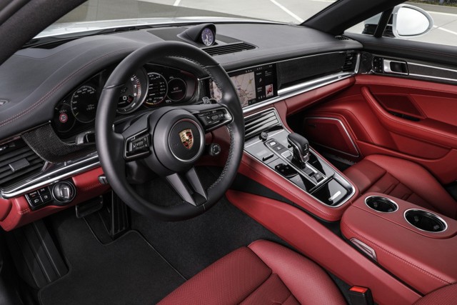 Porsche Panamera 4S E-Hybrid photo 10