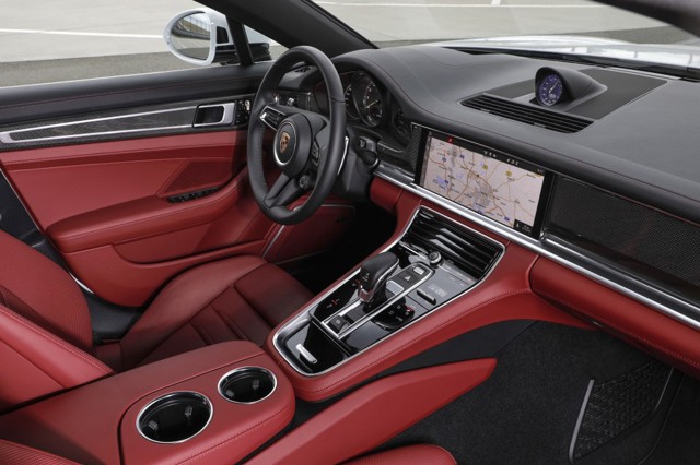 Porsche Panamera 4S E-Hybrid photo 11