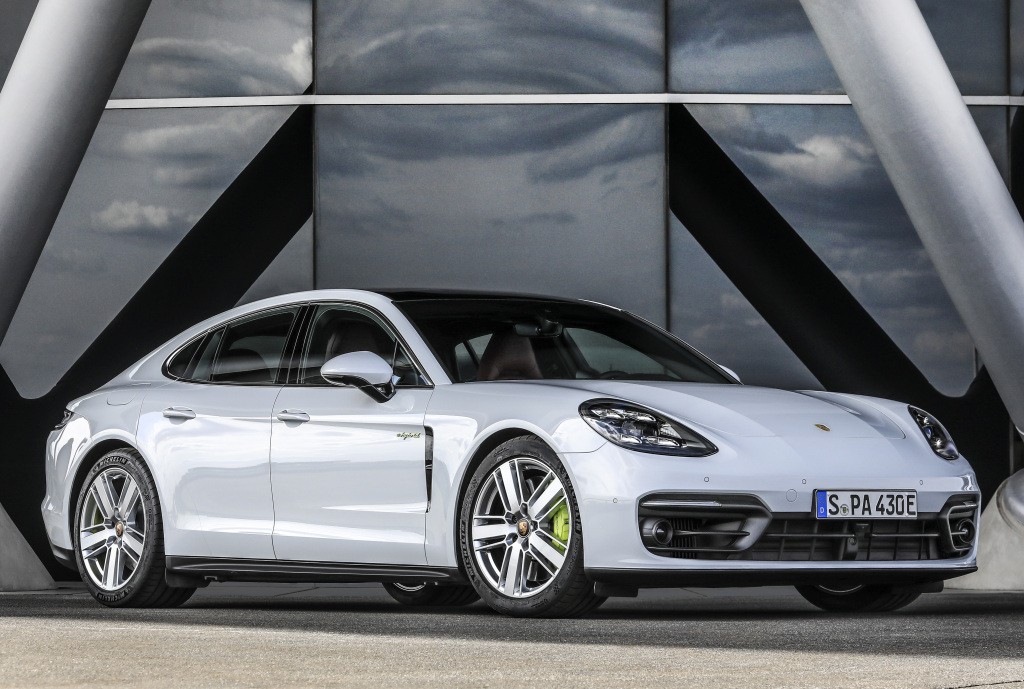 Porsche Panamera 4S E-Hybrid photo 6