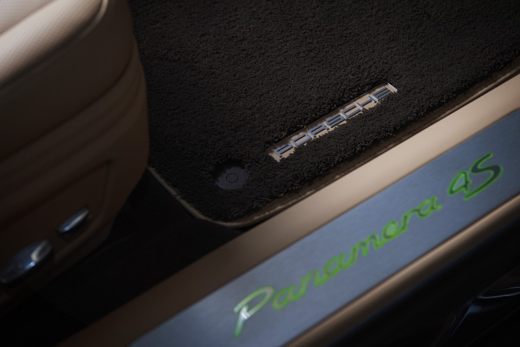 Porsche Panamera 4S E-Hybrid photo 4