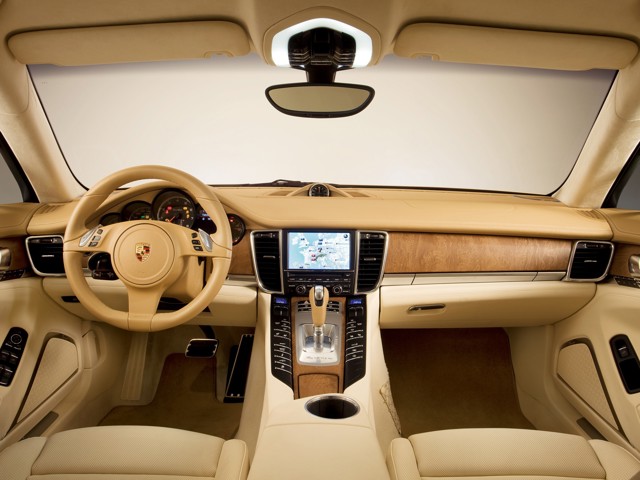 Porsche Panamera 4S foto 56