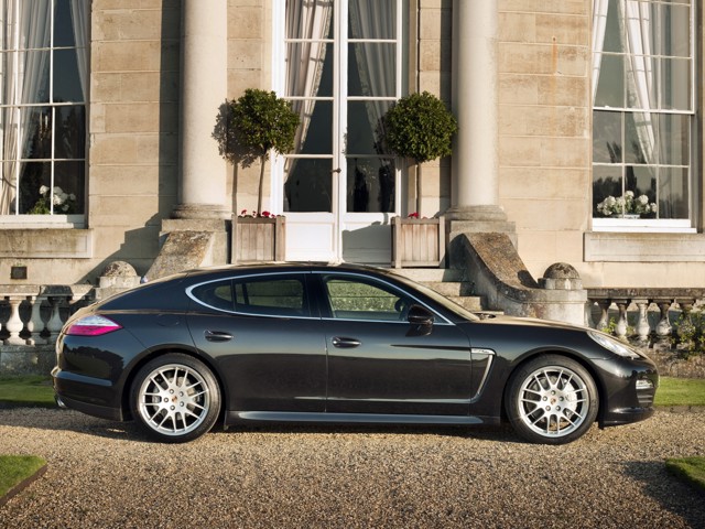 Porsche Panamera 4S foto 15